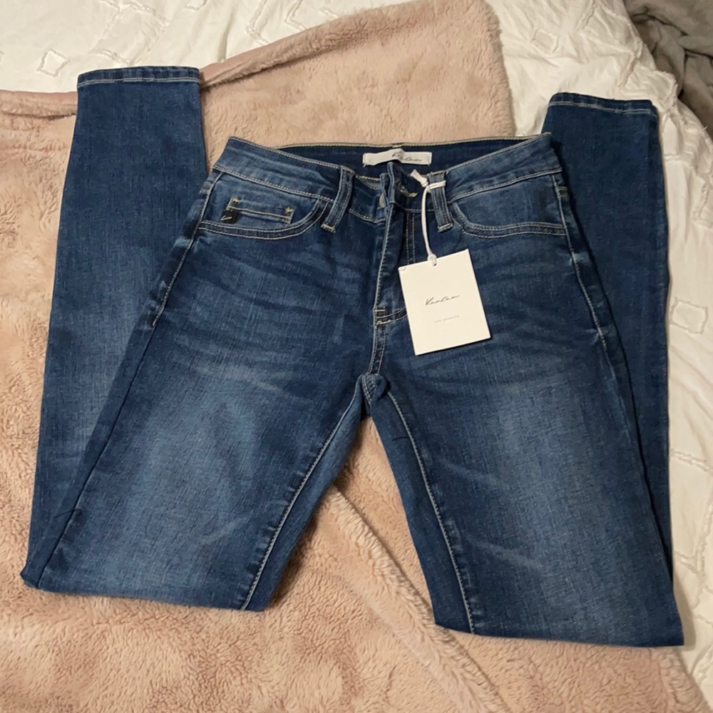 Brand new with tags Kancan jeans 1/24
